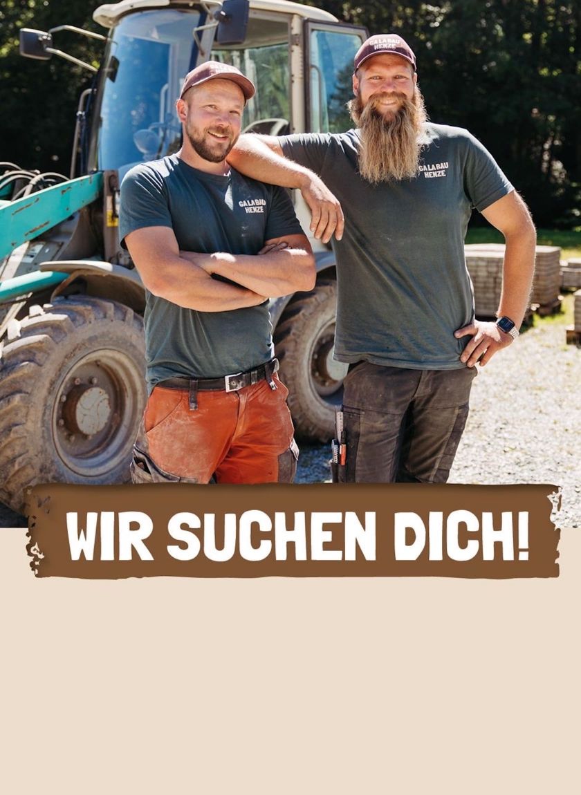 mitarbeiter-galabau-henze-aus-dem-sauerland-vor-einem-radlader